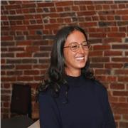 Insegnante specializzata in lingua inglese, francese e spagnola e materie umanistiche